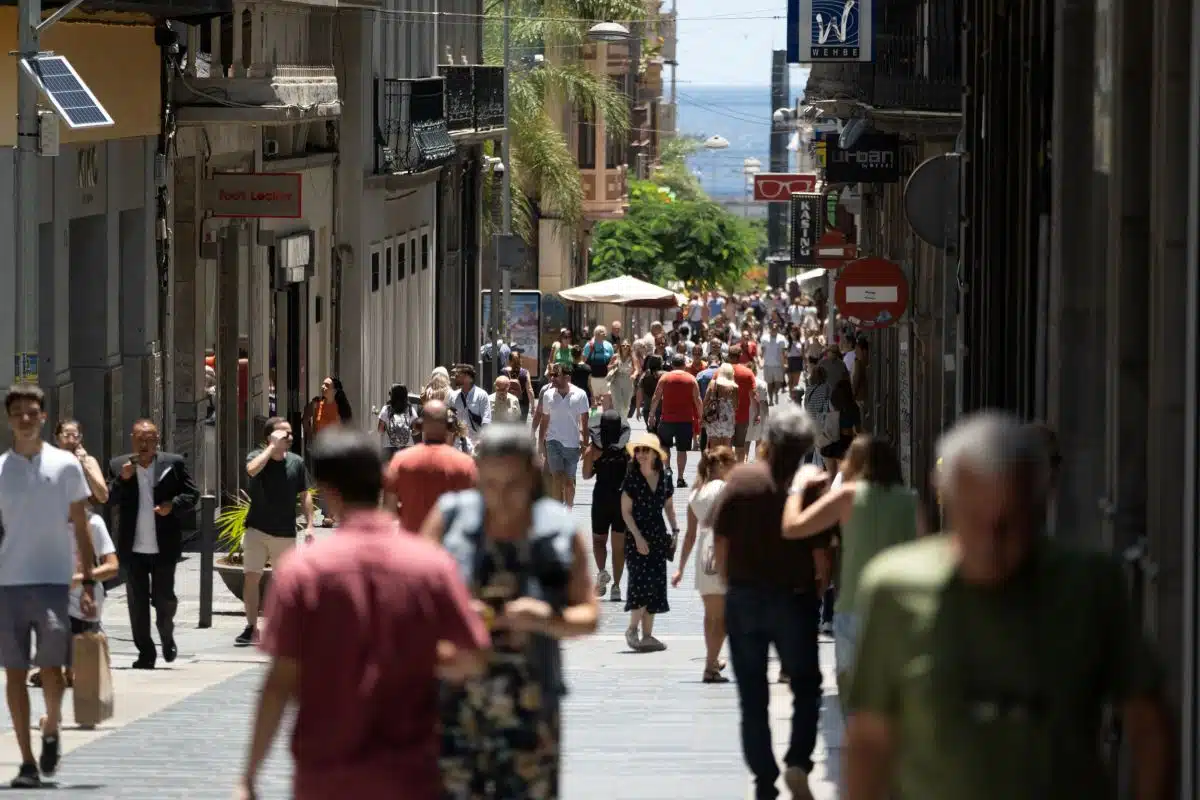 Canary Islands' average salary 31.9% lower than European average.