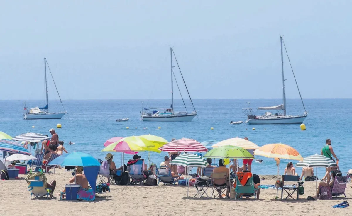 Canary Islands anticipate a record-breaking tourist revenue of nearly 20 billion euros by end of 2023
