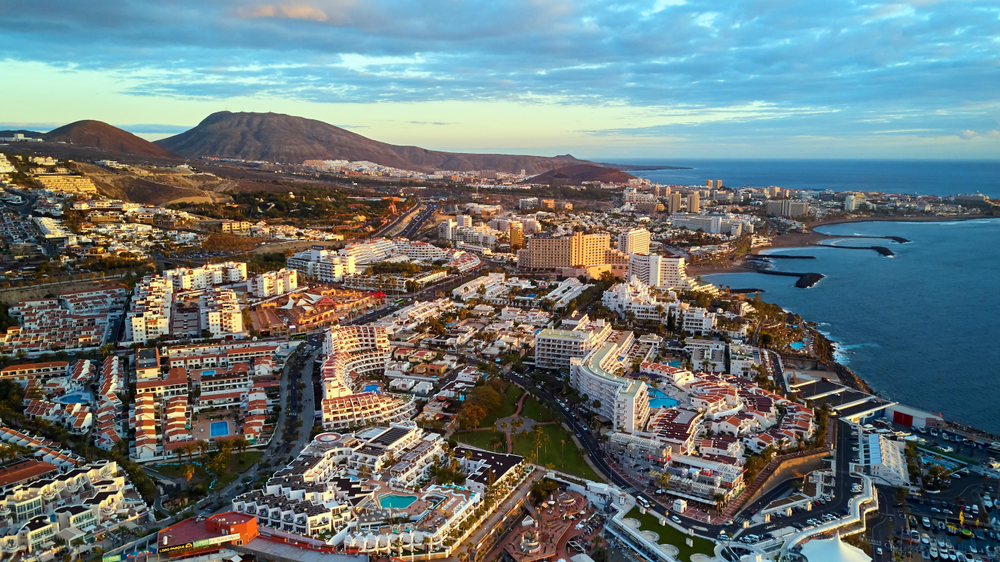 Shortage of Housing in South Tenerife Hampers Hotel Sector Growth