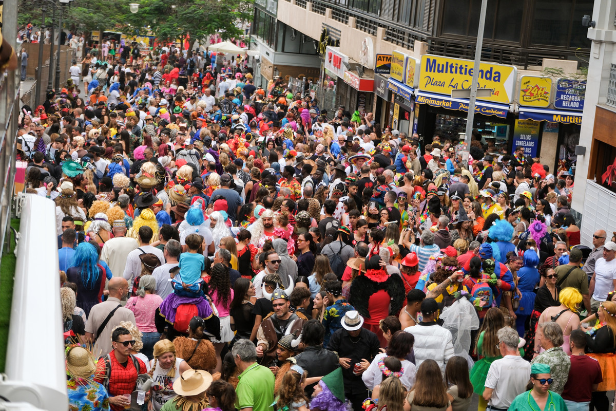 Santa Cruz de Tenerife estimates over 300,000 attendees for first carnival weekend